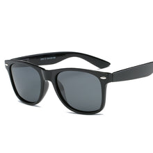 Load image into Gallery viewer, Fashion Sunglasses Men