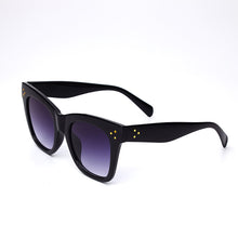 Load image into Gallery viewer, Fashion Sunglasses Women