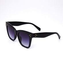 Load image into Gallery viewer, Fashion Sunglasses Women